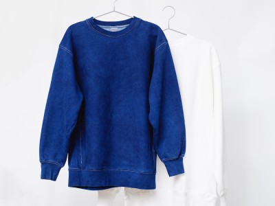 indigo-dyed sweatshirt