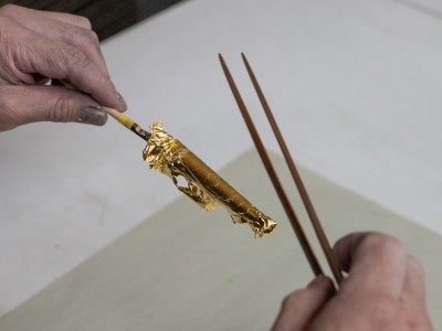 Traditional Kyoto Gold Leaf Foil Application for the KOKUYO WP Ballpoint Pen