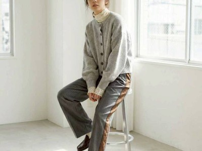 カーディガン+レースタートル+ラインパンツ