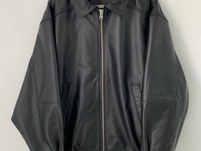 提携工場でレザーウェアの作製が可能です